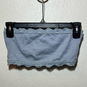 TOPSHOP Bandeau, light blue with lace trim!
